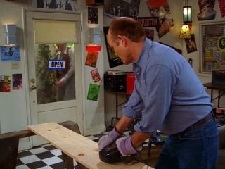 S08e17 crazy little thing called love