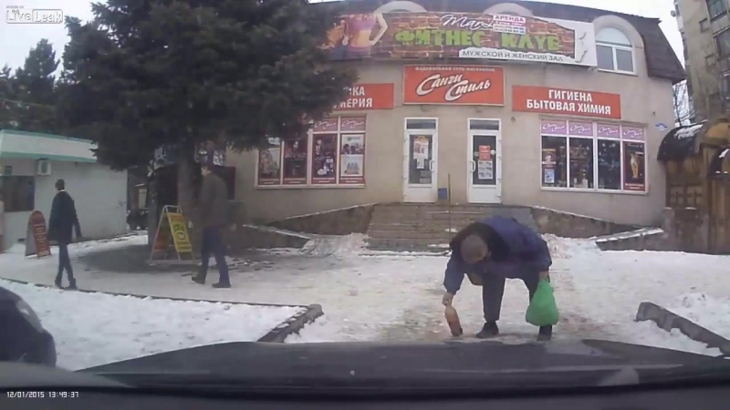 Упала кока колка [рофлы и панчи]