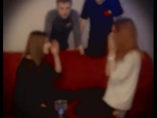 Лера абрамс получает по лицу