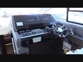 2019 cruisers yachts 60 cantius deck and interior walkaround 2018 fort lauderdale boat show