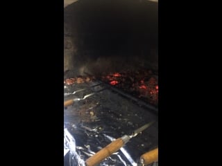 Продолжаем жарить шашлык