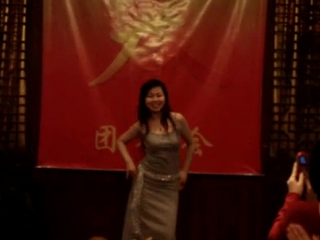 Chinese girl's nice dancing 8973