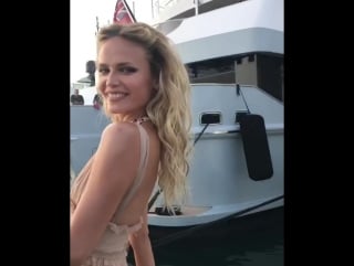 Ready for the night @amfar dress by @dsquared2 necklace by @bulgariofficial make up by me #npolymakeup