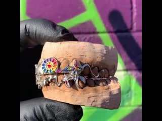 Takashi murakami grillz