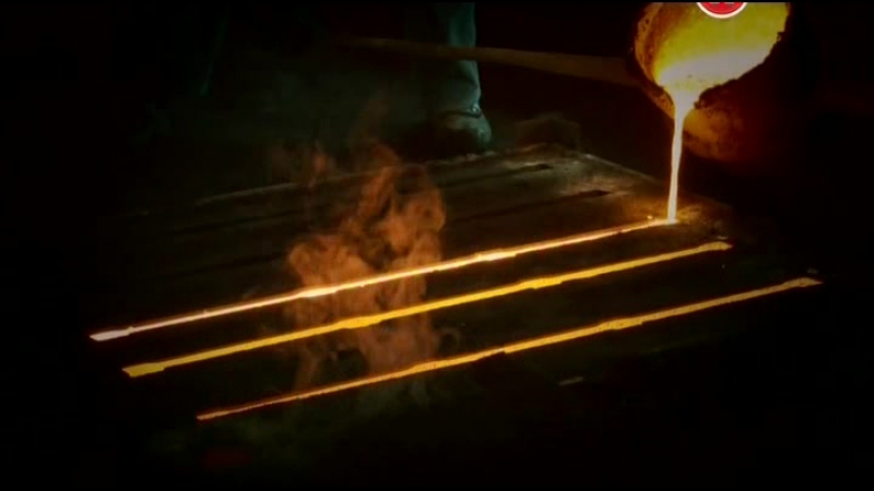 Bbc таинственный мир материалов 1 серия из 3 "металлы" / the mysterious world of materials (2011)