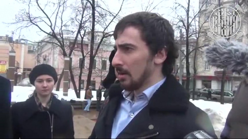 Гитлер повержен но яблоко продолжает его политику!!!