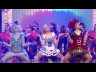 Showtanzgruppe inteam showtanz alice im wunderland bei hessische weiberfastnacht 2018