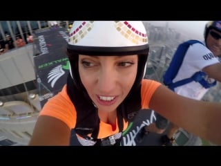 1100ft freefall kiss roberta mancino in dubai 4k