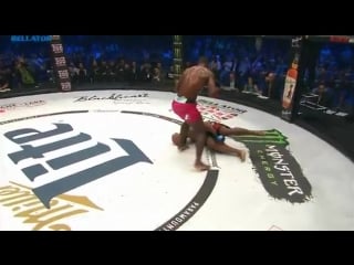 #bellator200 live results phil davis def linton vassell via ko (head kick) (round 3 105)