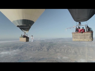 The balloon highline пацанчик падает с воздушного шара