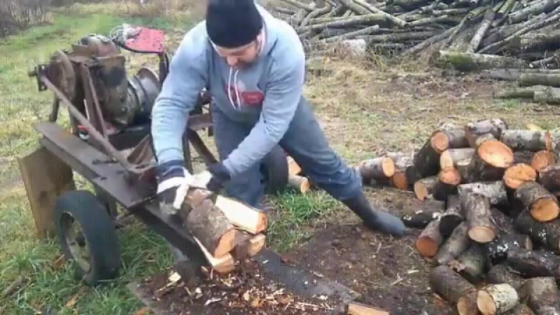 Как надо правильно колоть дрова