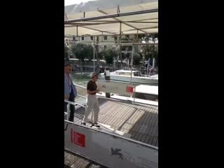 Kristen stewart leaving the seberg press conference venicefilmfestival venezia76 30/08