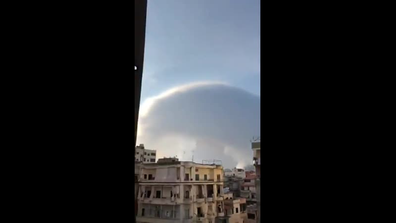 لحظة وقوع إنفجار مرفأ بيروت