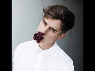 Connor franta art stillvika