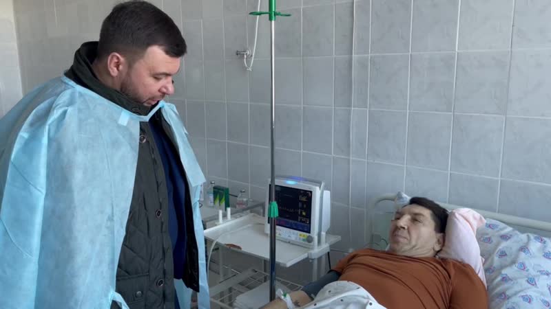 Пушилин посетил раненого комбата сергея попова «длинный» после операции