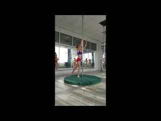 Наша ученица кристина/pole dance/pole houzz