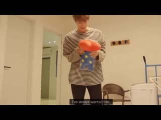 I loved the way jin did this scene bc he had to go from acting as someone pretending to be annoyed to showing that he’s actually