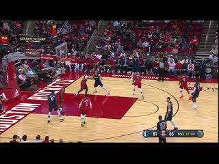 Wow, that was just unreal! lukas crossover leading up to kps 3 pointer! nbasundays mffl