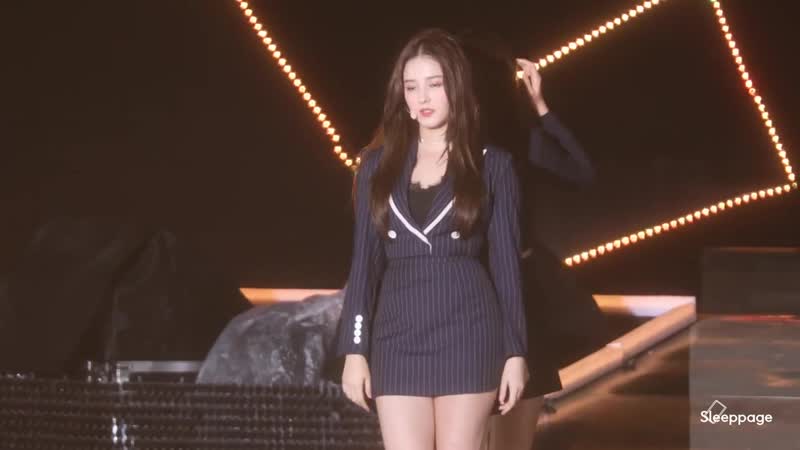 181026 momoland nancy fancam full ver @ kbs open concert