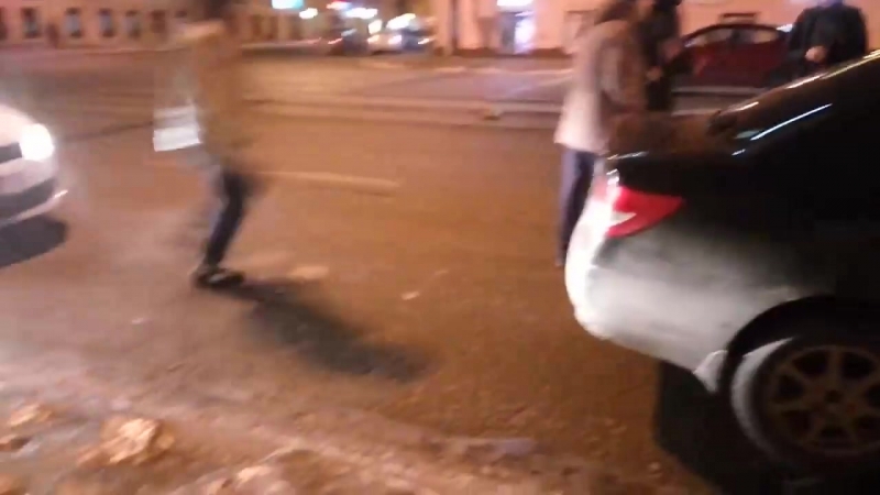 Вызовите милицию, вы чё! что то не поделили