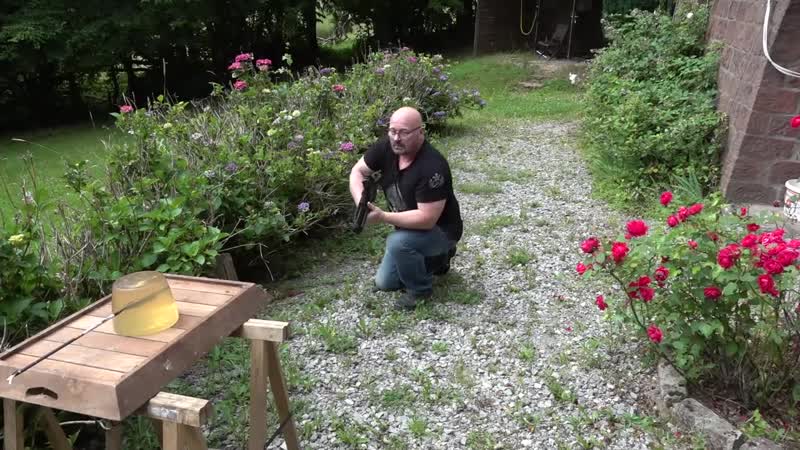 Expanding broadheads slomo action!