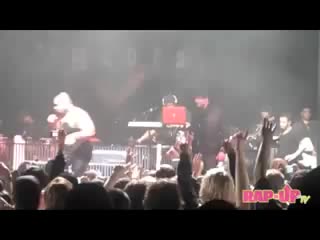 Justin timberlake joins timbaland to perform "sexyback" and "my love" live at west hollywood's house