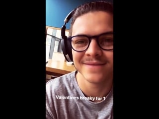 Is alex #alexhøghandersen #joke