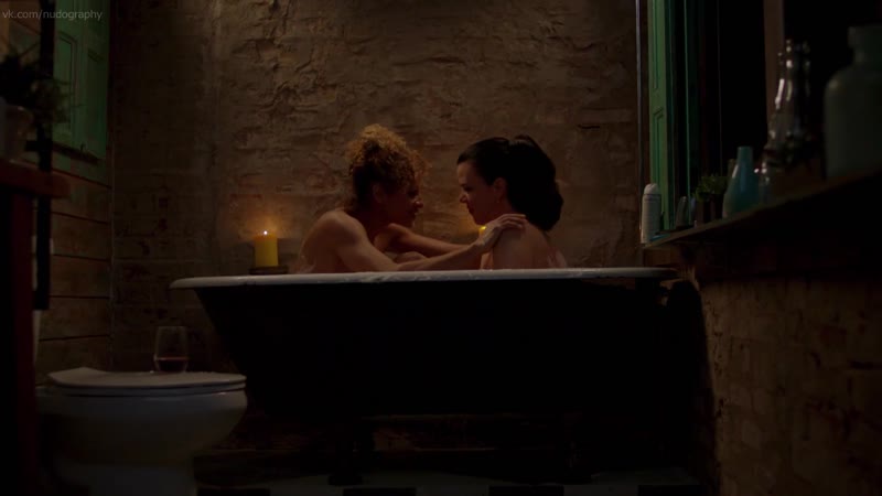 Деби мейзар (debi mazar), мишель херд (michelle hurd) в сериале "юная" (younger, 2017) s04e06 1080p голая? лесби