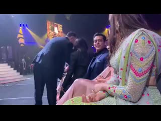 Salman khan with alia bhatt iifa20
