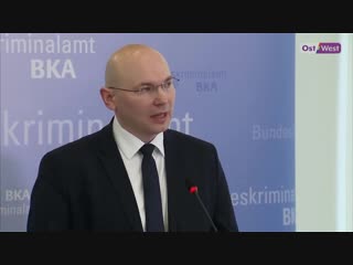 За сливом данных немецких политиков и знаменитостей стоит школьник