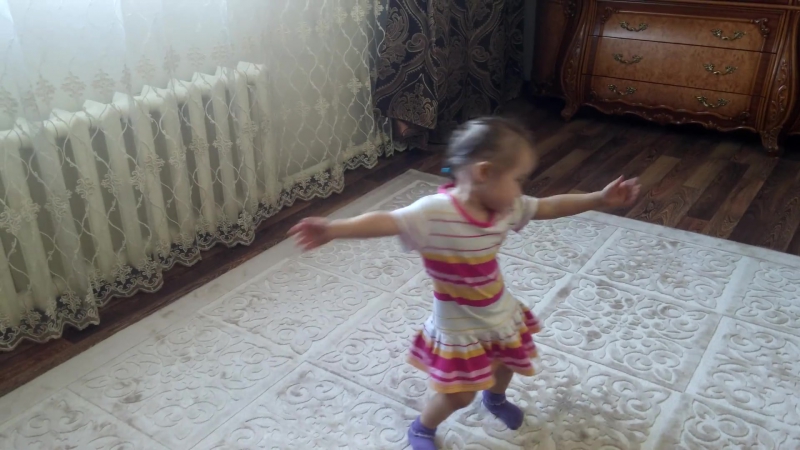 Хатуба танец, девочка танцует 18 годика