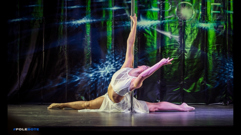 Mening eski qoshnim meni sikdi (porno hikoya)