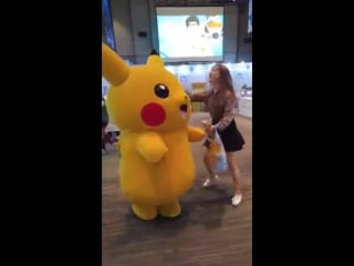 160507 ёнджи с пикачу в перескоп