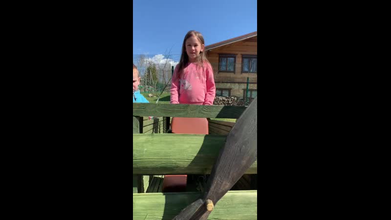 Нарядный букетик к груди