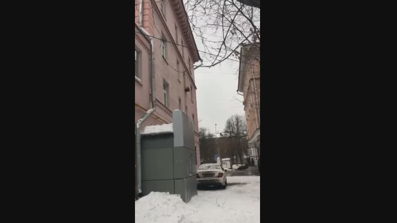 Очистка крыши дома