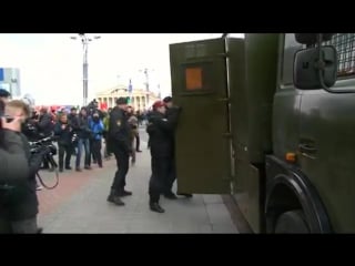 Euronews в беларуси омон задержал протестующих против арестов