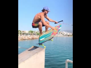 Nikolas plytas skate to wake