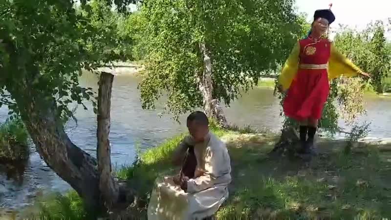 Участница из кыргыс сай суу "кара дашка оскен кыс мен"