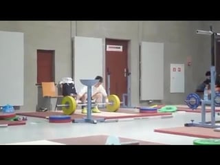 Chinese weightlifters lu xiaojun and liao hui training