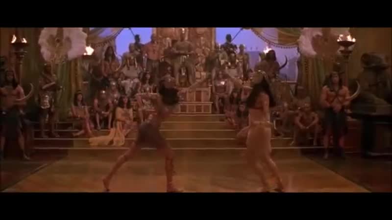 Нефертити против анаксунамун мумия возвращается