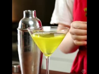 Dill pickle martini