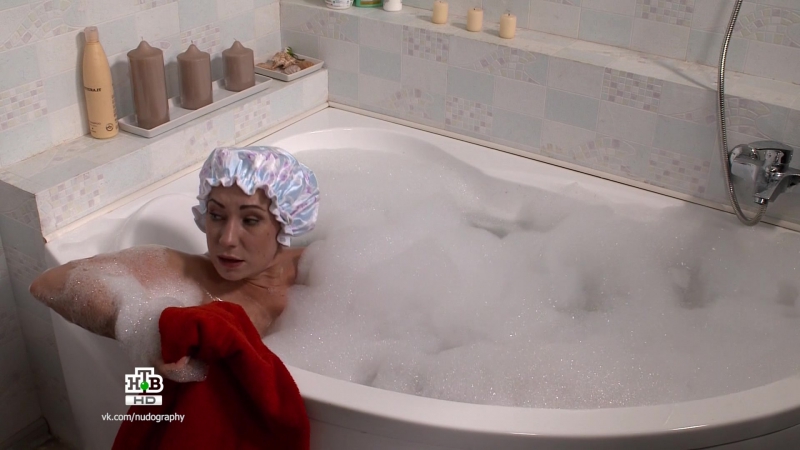 Обнажённая ольга тумайкина в сериале "соседи" (2012) 14 серия (1080i)