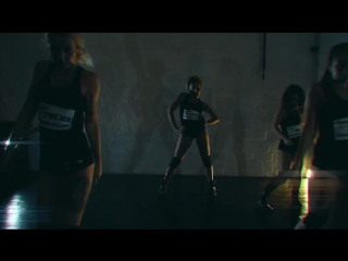 Wow chickas twerk school ciara + justin choreo