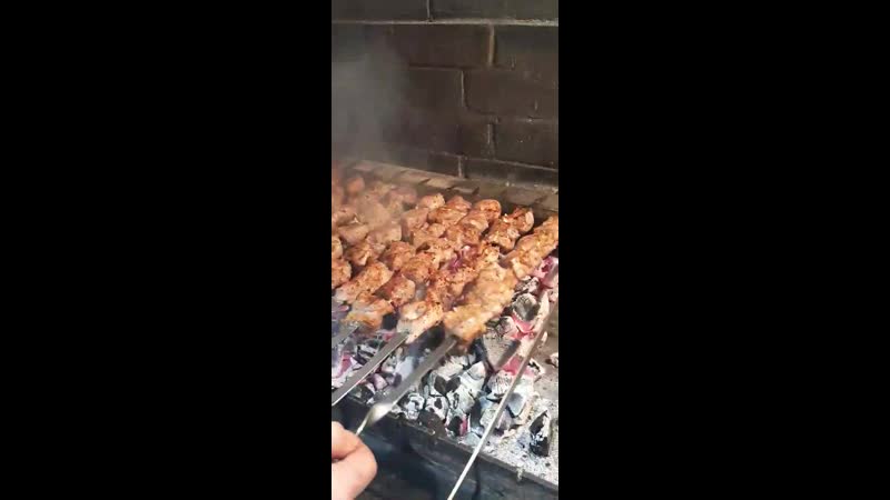 Шашлычные будни! жарим шашлычки!
