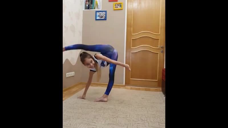 Flexible full body girl porn split tights white instagram gymnastjust vid