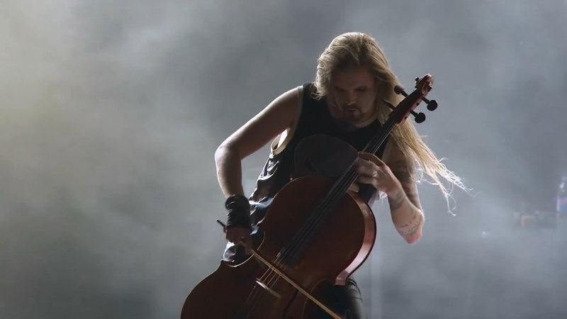 Apocalyptica fight fire with fire (live at hellfest 2017)