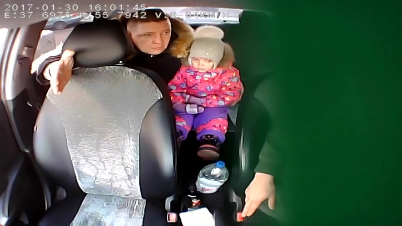 Яжебатя в такси © видеожесть
