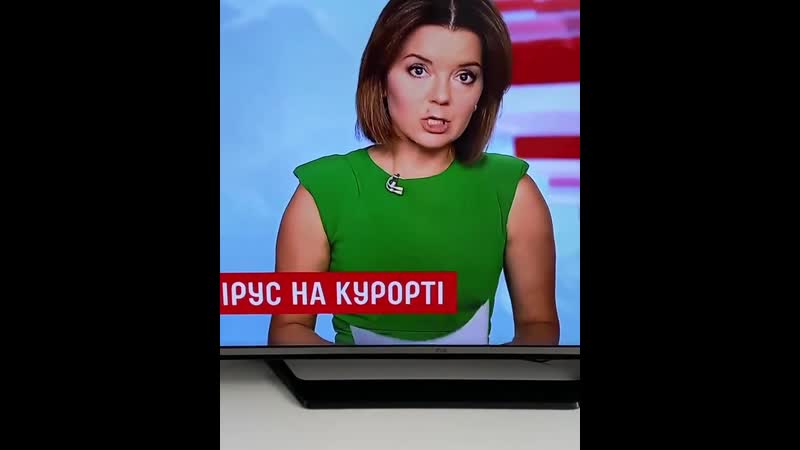 У телеведущей в прямом эфире неожиданно выпал зуб