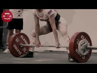 Girls who lift women powerlifting motivation