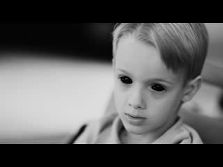 Побег из завтра / escape from tomorrow (2013 сша ) ужасы фантастика драма молодые в кино режиссер рэнди мур / randy moore